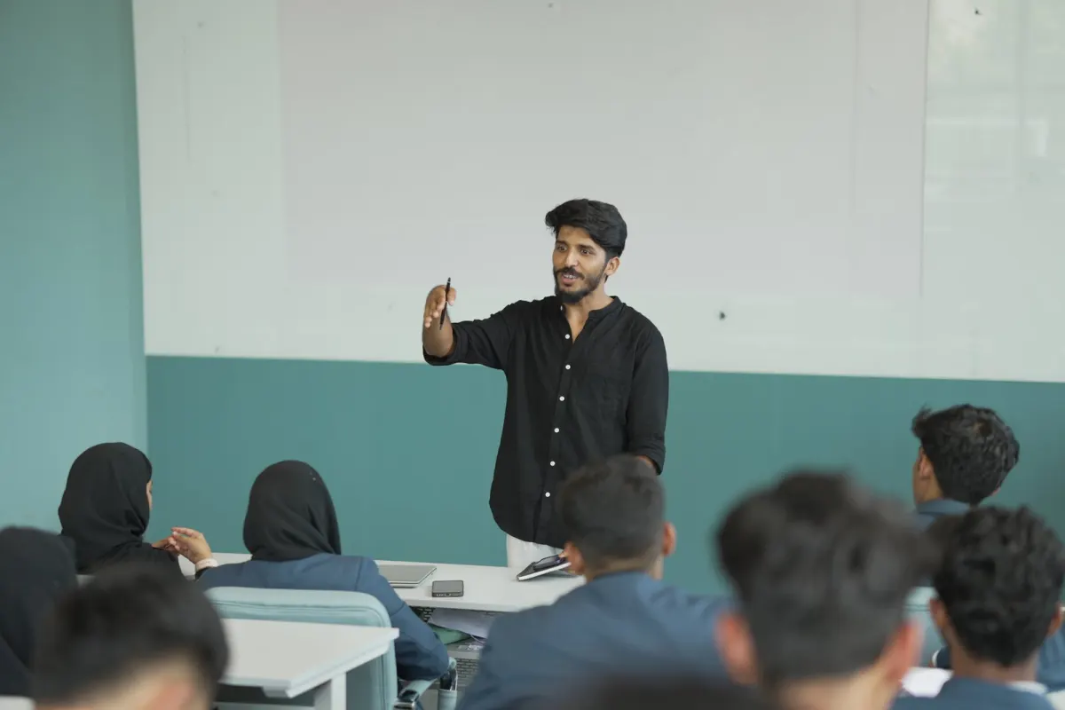 Safuvan CK teaching a Free Time Tutor class
